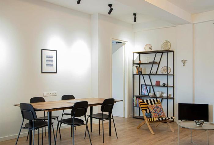 2BR Colorful Apt on Vera Near Stamba - By Wehost