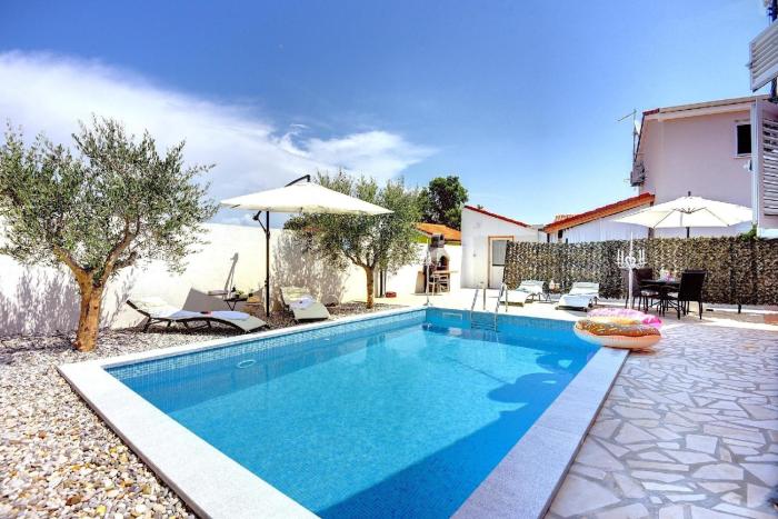 Ferienhaus mit Privatpool für 5 Personen ca 60 qm in Šišan, Istrien Südküste von Istrien