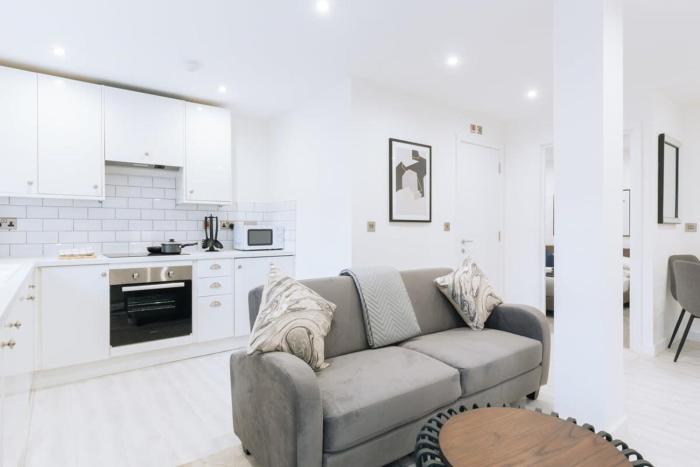 Central Ipswich Modern Budget 1 Bed Apartment