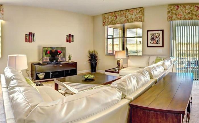 Cozy Pool 4 Bed Home with Spa-2353VD