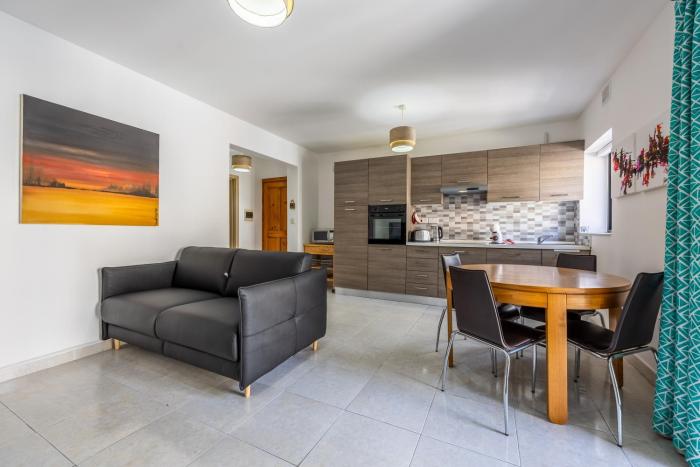 Spacious, one bedroom apartment in Paceville