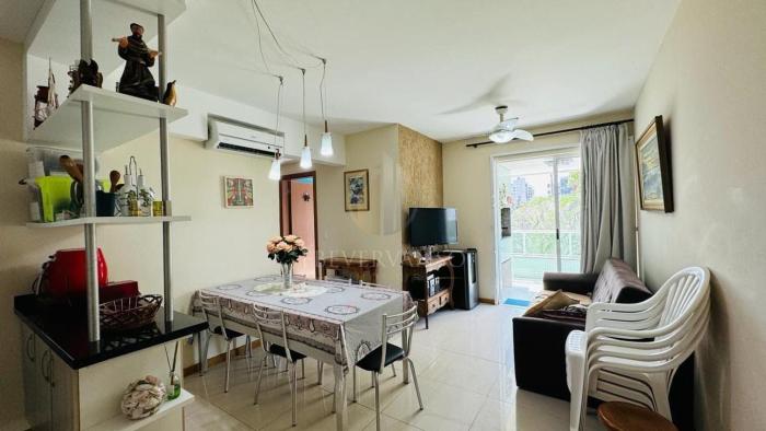Centro de Guaratuba, a uma quadra da Praia