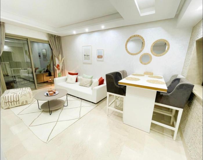 Appartement luxueux avec vue panoramique sur l’Atlas au centre de Marrakech