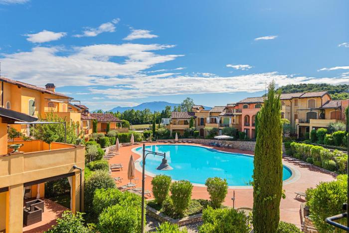 Borgo del Torchio II by Wonderful Italy