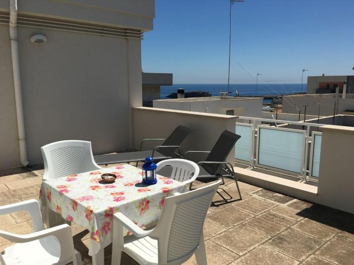 Petali Rosa- Dimora Orizzonte vista mare