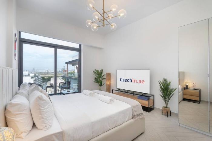 New ListingPool & Marina Skyline ViewTOP Amenities