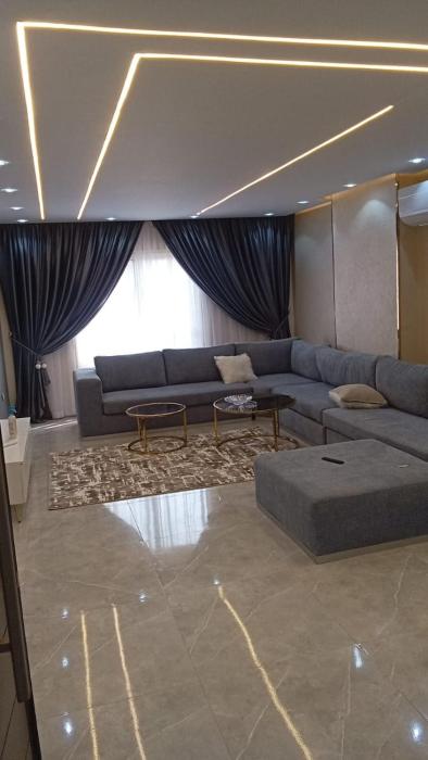 fantastic new modern apartment شقة مميزة في قلب المهندسين قريبة من النيل