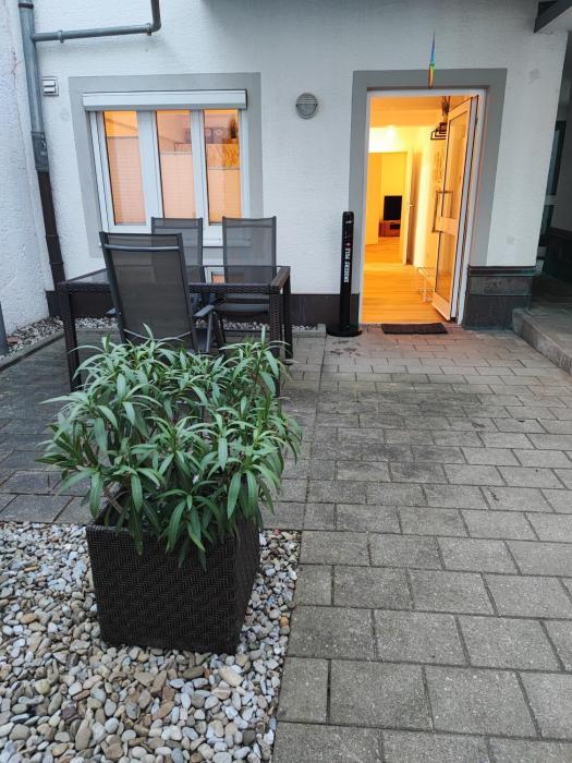 FeWo Planer Altstadtwohnung mit Terrasse & Parkplatz