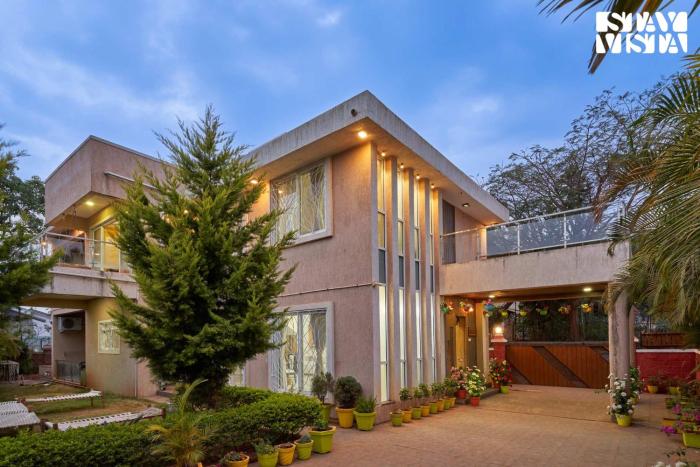 StayVistas Tableland Vista - Hill-View Haven with Jacuzzi & Terrace