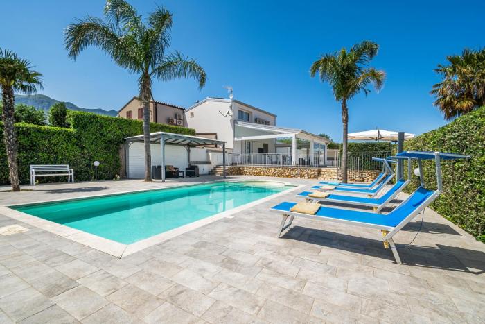 Villa DellUlivo con piscina privata By Sicily Home Solutions