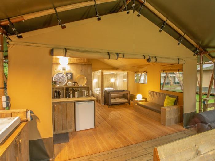 Lodge Holidays - Les 3 Cantons