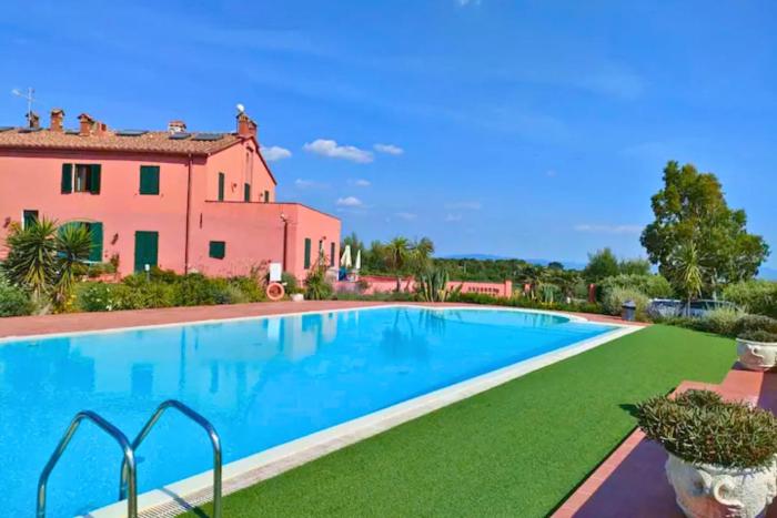 Green View Apartment with pool