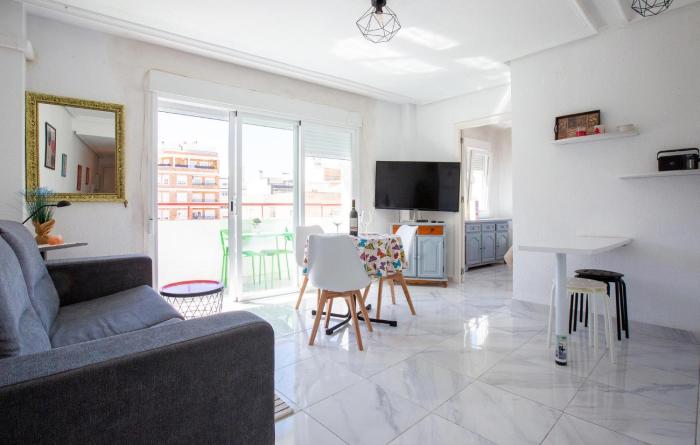 Awesome Apartment In Torrevieja
