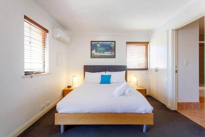 Suffolk Villa Fremantle On Your Doorstep Location