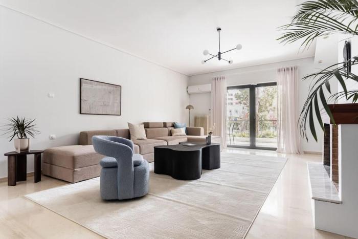 Chic & Luminous 3BR Apartment in Kifisia by UPSTREET