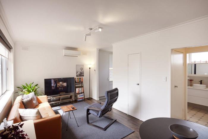 Central Classic Collingwood Modern Apt