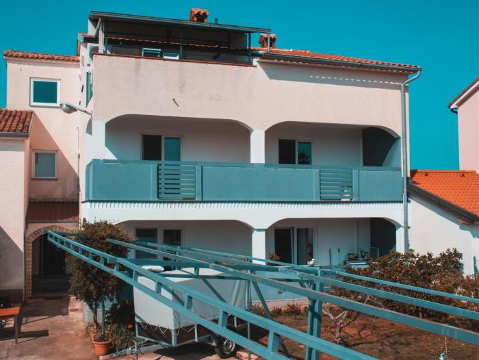 Holiday apartment DEH, Štinjan