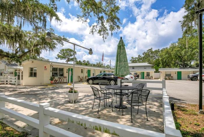 Safety Harbor Motel