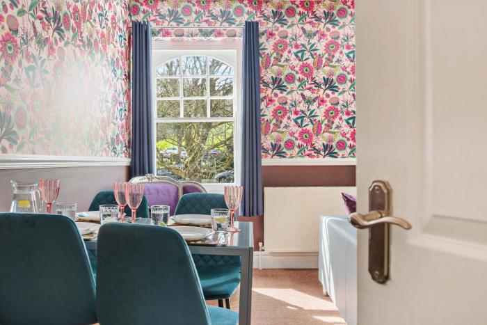 Harbour Heights Plymouth - Centrally located - Parking - Ocean City Retreats