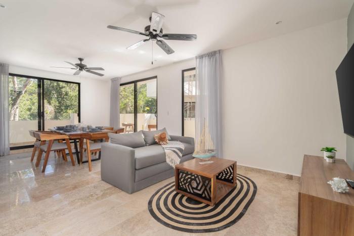 2 BD with Private Plunge Pool and Terrace