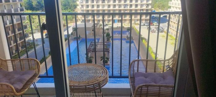 LBS Condo Rental -Pool view 303- 07Flr
