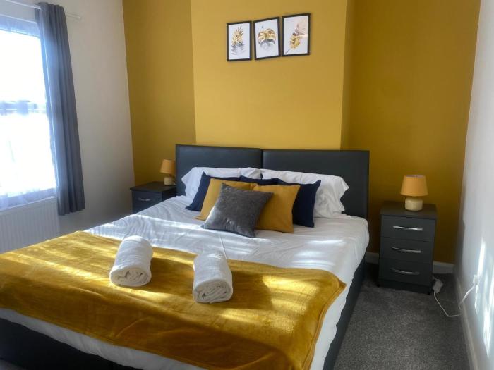 Spacious 3BR House Near Southend Pier