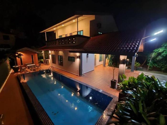The Birds Nest Holiday Villa Port Dickson