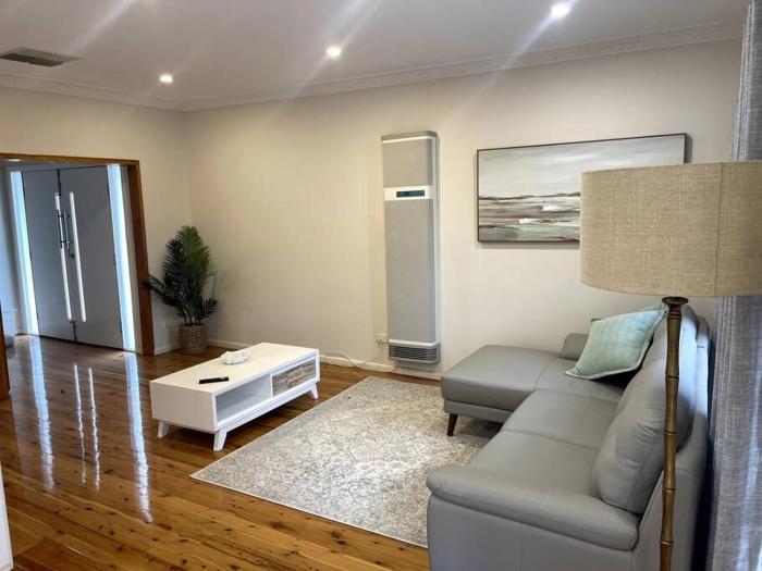 Spacious Wagga Escape