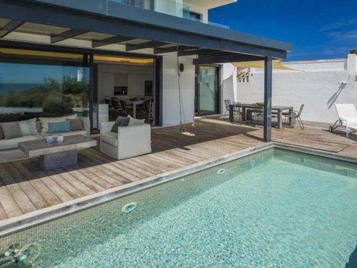 Villa with 6 bedrooms in Marbella, Costa del Sol
