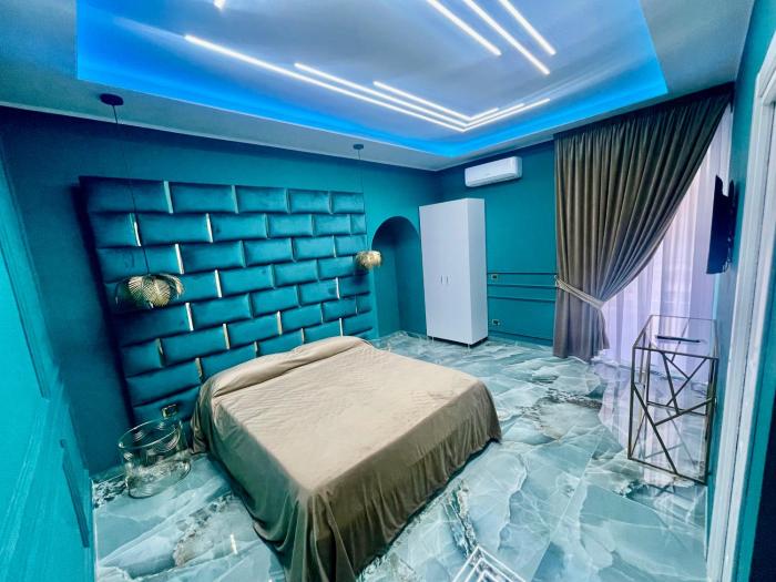 AL BINARIO DI NAPOLI