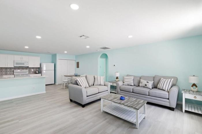 Superb Bonita Springs Residence Near Downtown