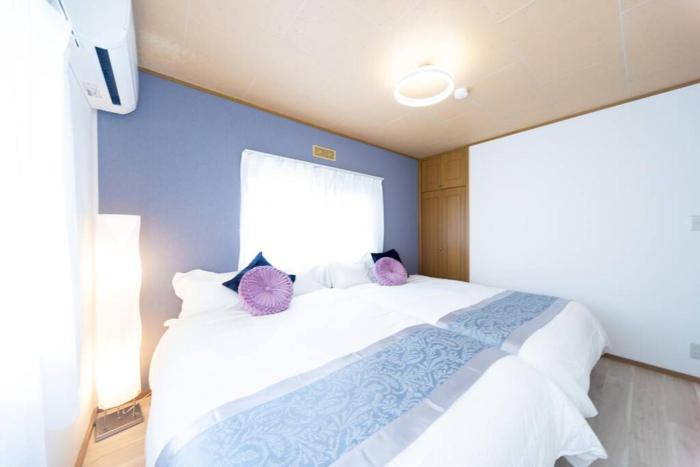 Shiga Lakeside House in Hamabun