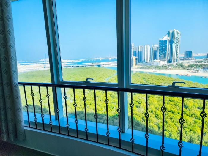 HARF4606 Huge water front 1BR Apt with 2 Sofa Beds in Alreem Island