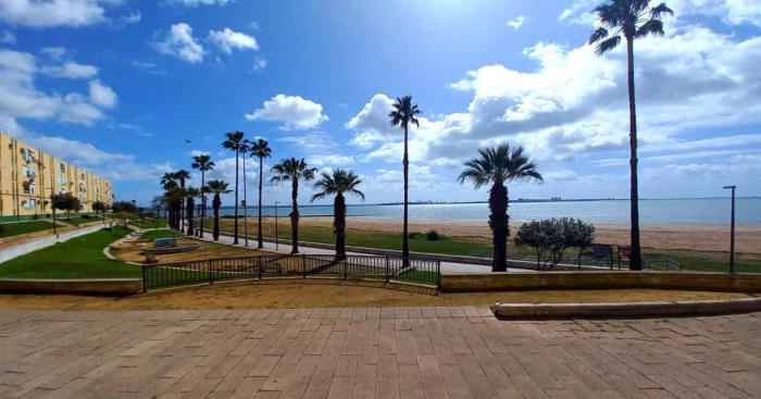 Apartamento playa y centro de Puerto Real - AC - WiFi