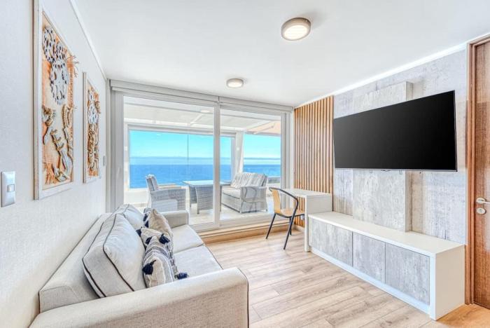 Infinite Coast 2BR with pool & free parking