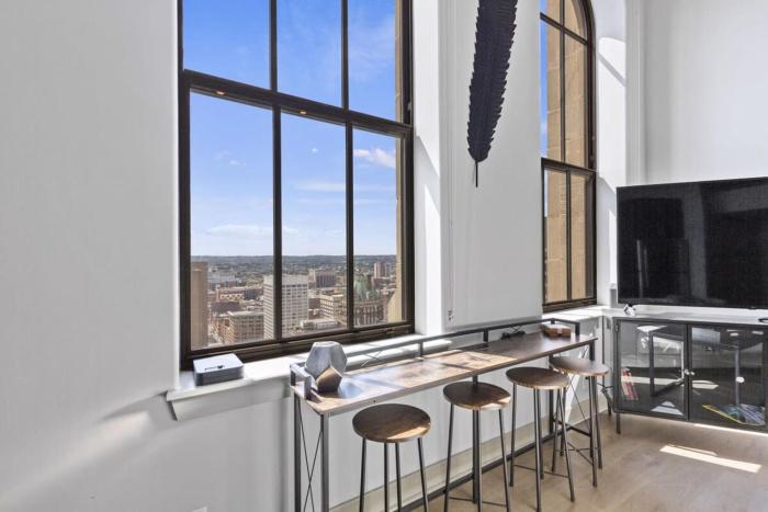 2BR Luxury Apartment in Downtown Baltimore
