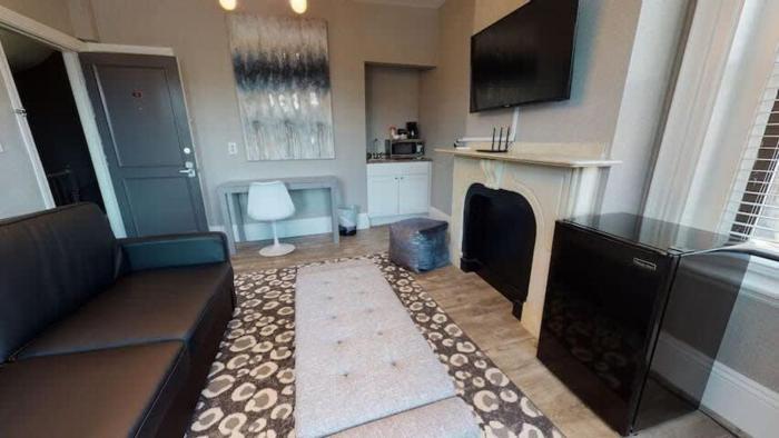 1-31 Excellent Location, Walk Everywhere Sleeps 3