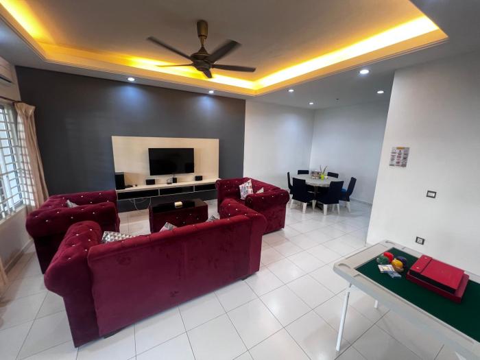 Lovely Homestay Austin Setia Indah 911