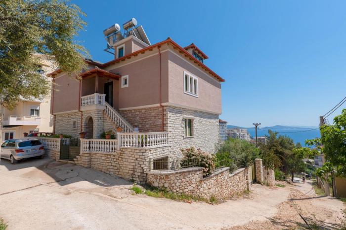 Apartments Villa Luxor