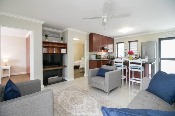 Lagoon Terrance at 9!