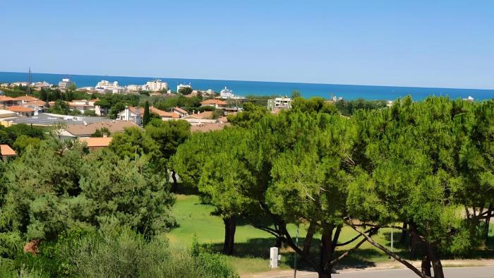 Villetta Panoramica con Giardino a Riccione