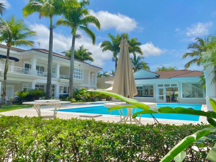 Villa Luxuosa - Condomínio Jardim Acapulco Guarujá