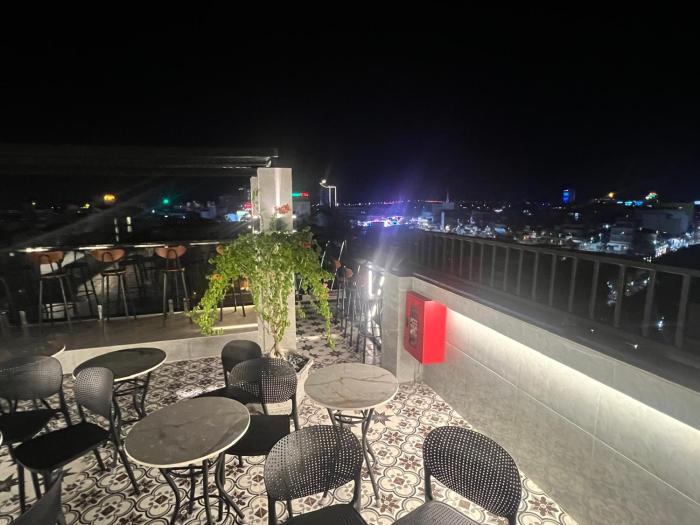 Khách sạn - Mini house Huỳnh Lộc