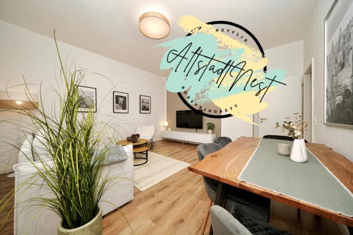 AltstadtNest - Stadtzentrum! Großes & Stylisches Apartment mit Boxspringbett & Smart-TV