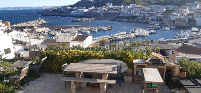 Cabanon Vue mer et calanques Les Goudes