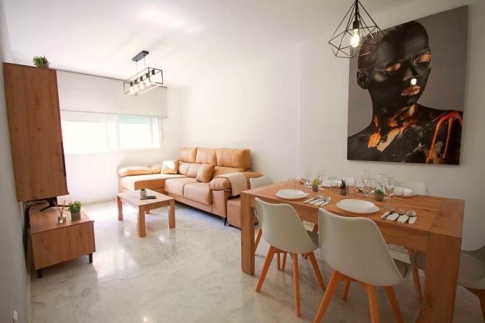 Ave Huelin 3Rooms - Alojamiento con Parking y AC