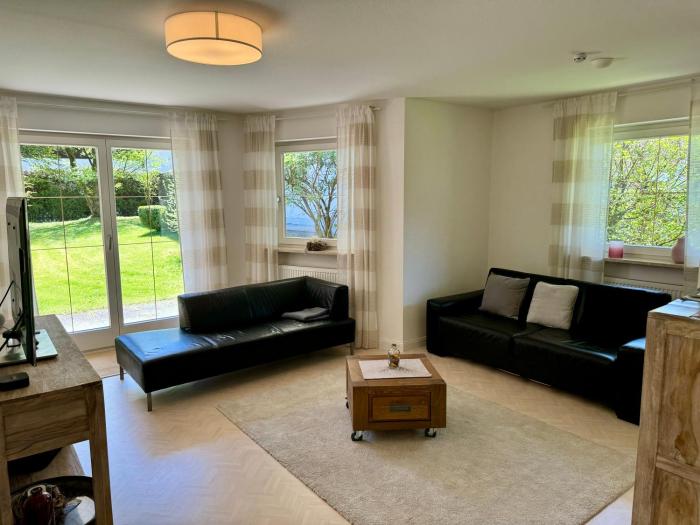 Ferienwohnung Gary mit zwei Terrassen und Garten