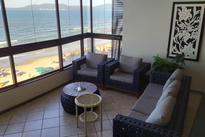 Cobertura - Frente para o mar