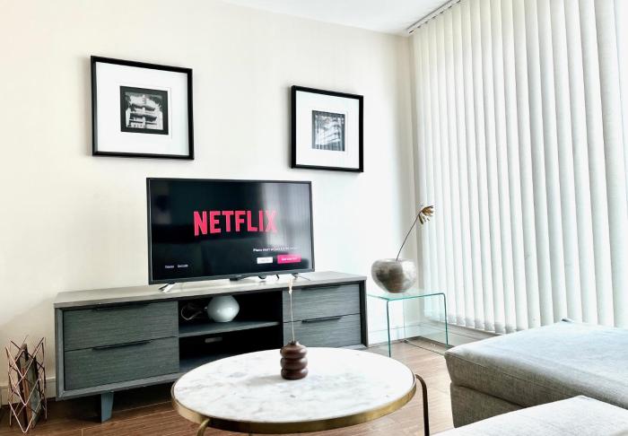 Aquarius at St. George Wharf