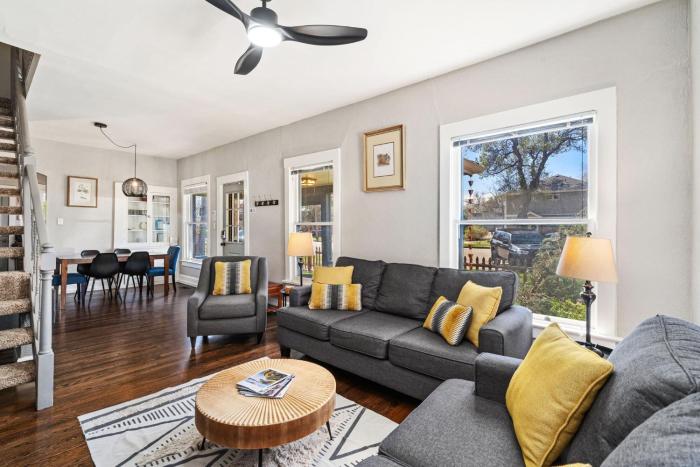 Historical Bungalow Near CSU & Old Town!